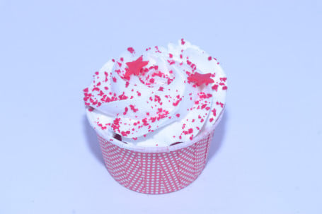Red Velvet Cup Pastry