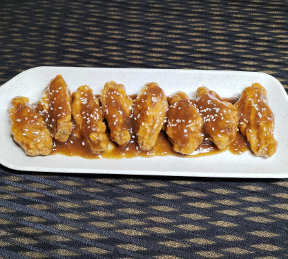 B B Q Chicken Wings (8 Pieces)