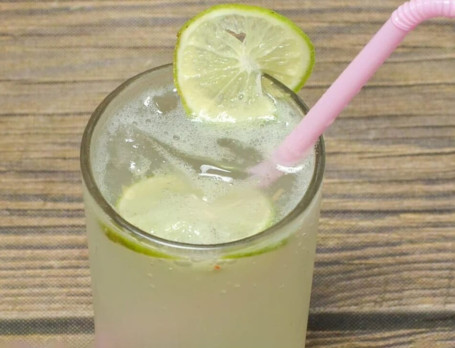Litchi Lemonade Mocktail