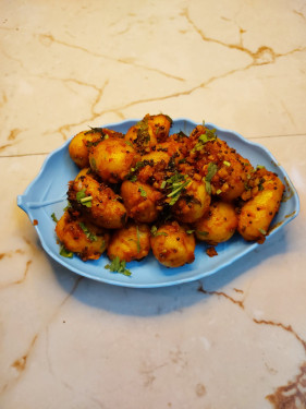 Garlic Khatte Aalu