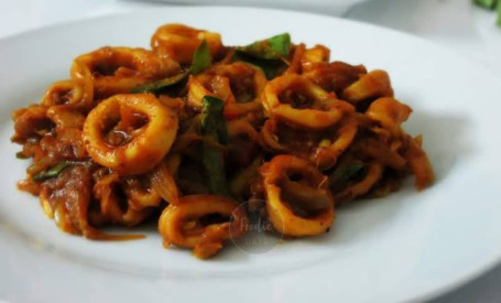 Dry Chilly Squid