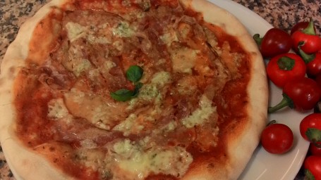 Pizza Genovesa