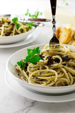 Champiñones Espaguetis