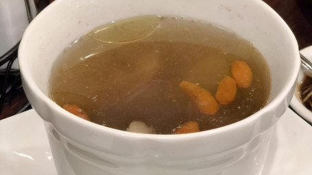 E4. Chicken Soup Yuán Wèi Jī Tāng