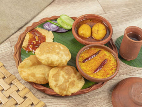 Luchi, Cholar Dal, Eggcombo