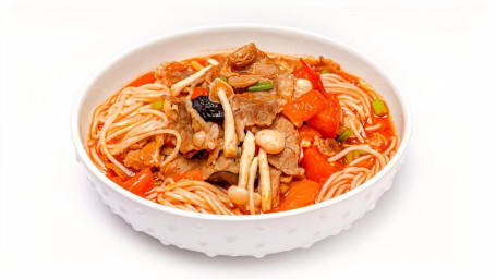 Marbled Beef In Golden Soup Noodle Soup/Jīn Tāng Féi Niú Mǐ Fěn