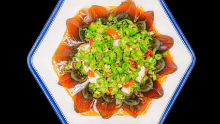 Tofu, Green Pepper And Preserved Egg Salad With Hot Chili/Pí Dàn Ài Dòu Fǔ