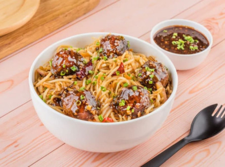 Burnt Garlic Noodles With Chicken Manchurian (3 Pcs)