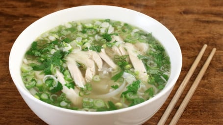 Phở Gà Đặc Biệt Chicken Rice Noodle Soup Special