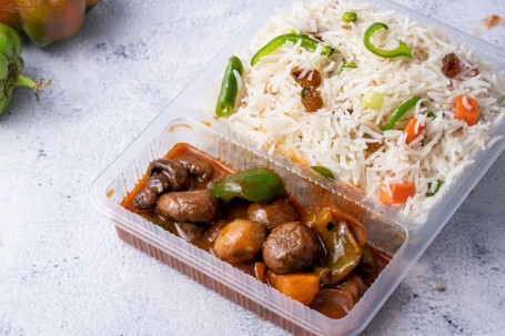 Fried Rice With Chilly Mushrooms