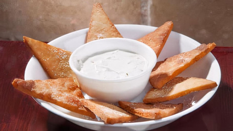 Fried Pita Chips W/Tzatziki