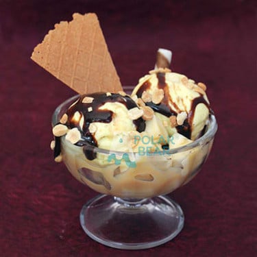 Caramel Peanut Twist Sundae