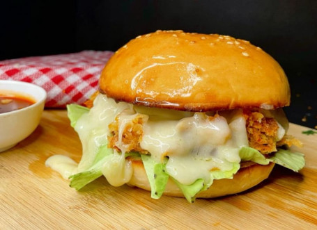 Crispy And Juicy Chicken Burger