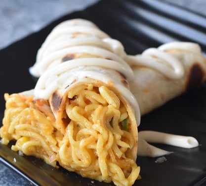 Masala Maggi Roll