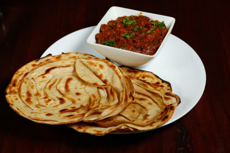 Rajma Parantha Combo