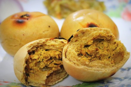 Litti Chokha 3 Pcs) Traditional)