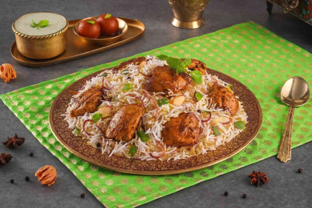 Hyderabadi Lazeez Bhuna Murgh Pollo Picante Biryani, Sin Hueso Porciones 2 3]