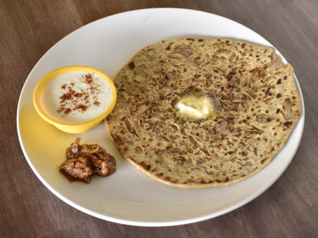 Onion Paratha Raitha&Pickel