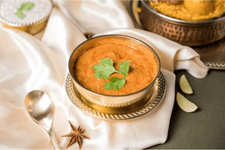 Lazeez Makhani