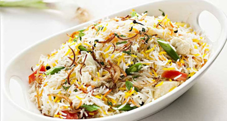 Kashmiri Pulao With Gravy