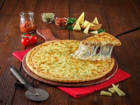 Medium Pizza -Double Cheese Margherita Pizza