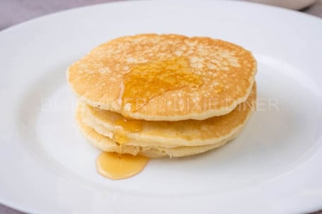 Classic Pancake With Pancake Syrup (3 Pc)