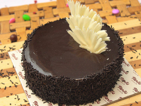 Choco Forest Cake (1/2 Kg)