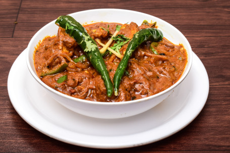 Kacha Mirchi Chicken Masala