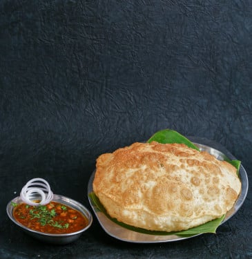 Chole Batura (1 Pc)