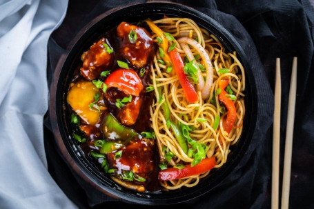 Burnt Chilli Fish With Hakka Style Noodle