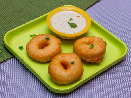 Medhu Vadai (2 Pcs)