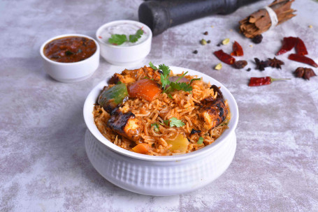 Paneer Tikka Dum Briyani