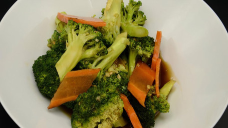 804. Broccoli With Garlic Sauce