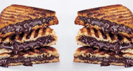 Grilled Cheesy Dark Chocolate Sandwich