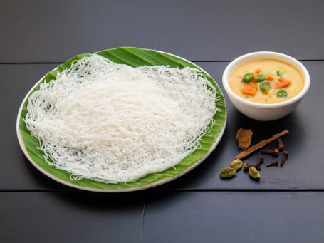 Idiyappam With Veg Khurma