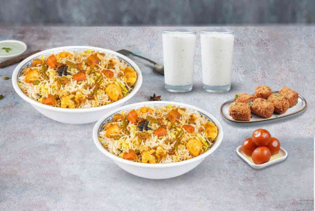 Fiesta Veg Dum Biryani (Lucknowi)