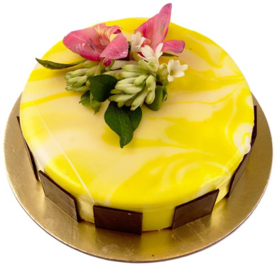 Pineapple Birthday Cake (1Kg)