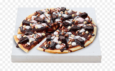 6 Small Brownie With Chocolate Pizza