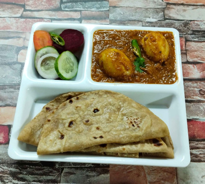 Butter Roti With Egg Curry