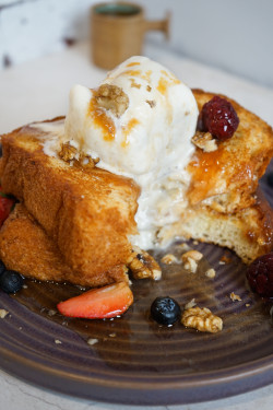 French Toast With Peanut Butter Icecream
