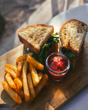 Toasted Tomato Sandwich