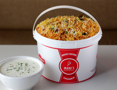 Dum Biryani Without Pieces Bucket (Serves 6-7)