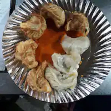 Veg Combo Momos [8 Pieces]