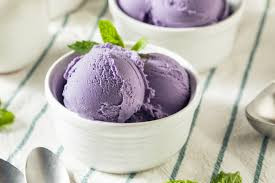 Black Currant Ice Cream(2 Scoops)