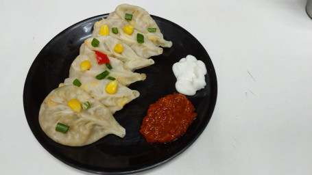 Cheese And Corn Steamed Momos
