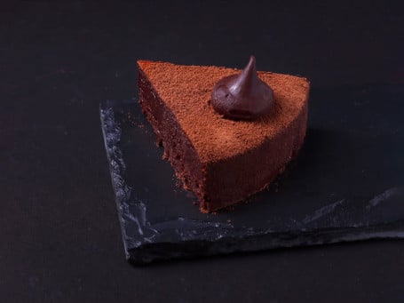 Intense 70% Chocolate Pastry