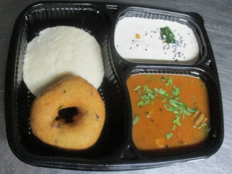 Idli Wada Combo (2 Pcs)