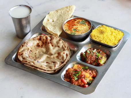 Kathiawadi Fixed Thali