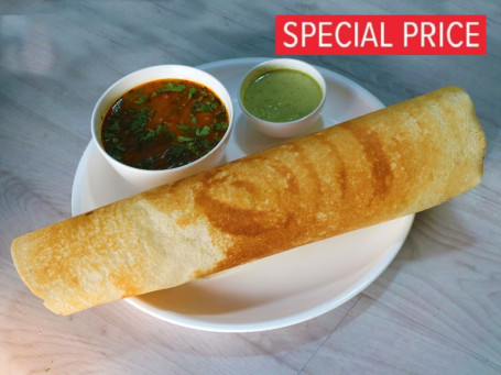 Mysore Masala Dosa Dosa (Served With Chutney Sambar)