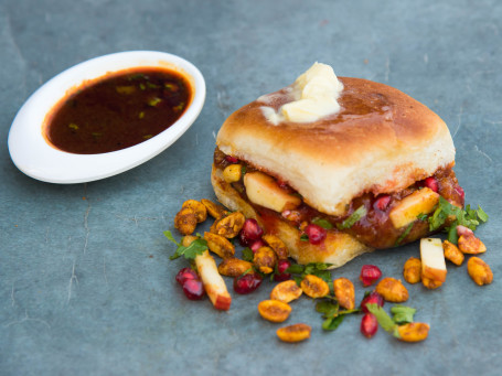Dabeli With Amul Butter
